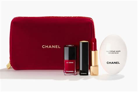 fragrance kit chanel|Chanel christmas 2022 gift sets.